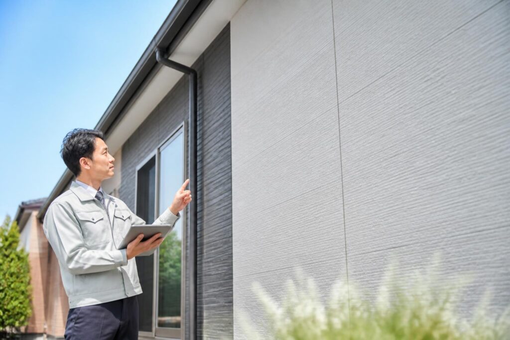 外壁塗装|塗料の選び方|価格だけで決めない耐久性と建物条件のイメージ