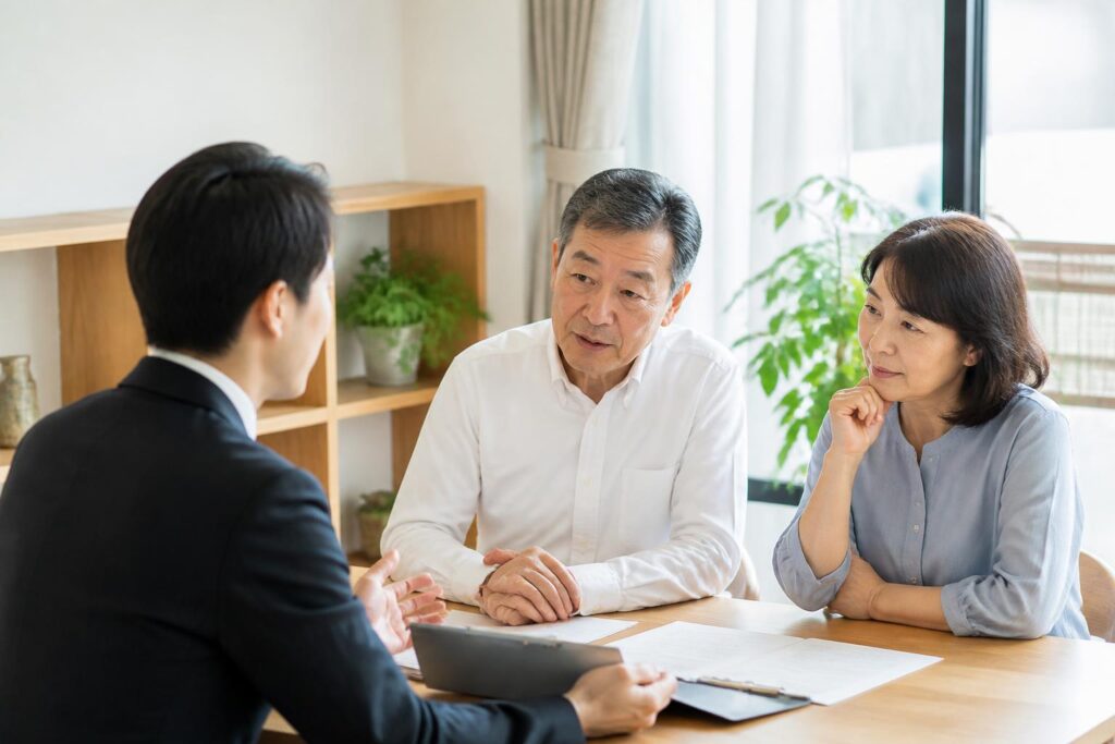 土地売却｜古家付き土地はそのまま売る？解体して売る？のイメージ