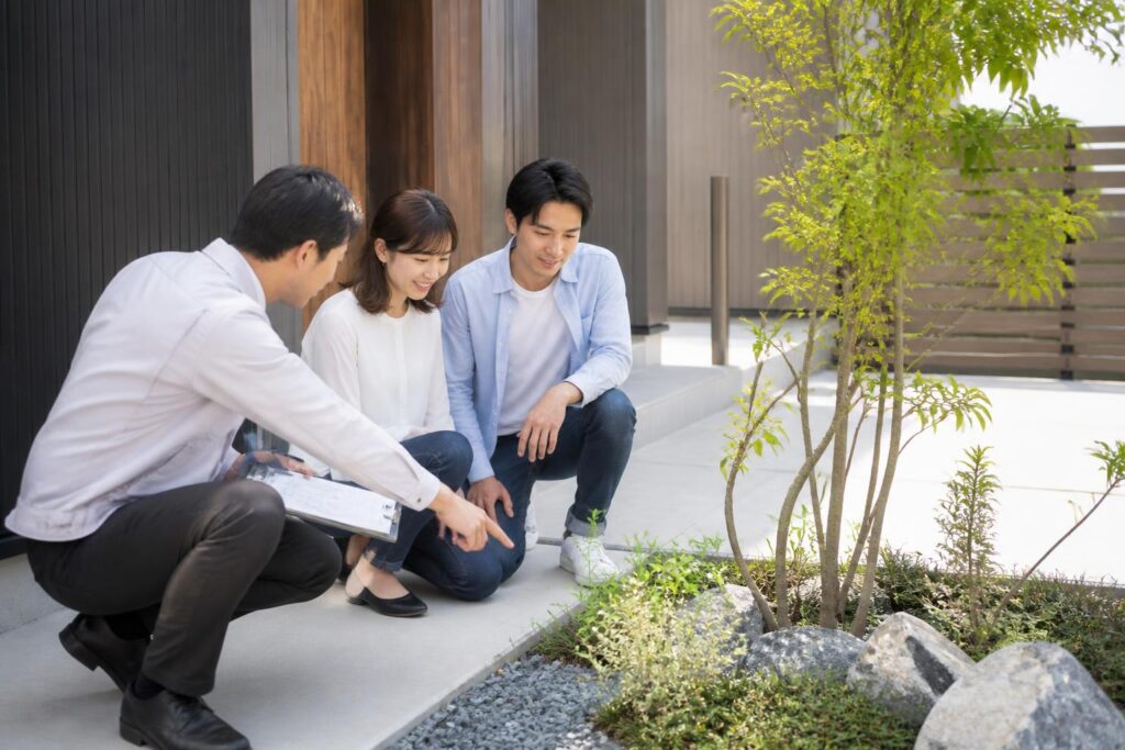 外構・エクステリアを任せる会社の確認方法|契約前に見る情報のイメージ